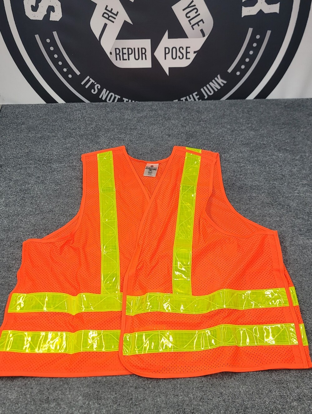 ML Kishigo High Visibility Work Vest Jumbo 1225 MBTA The T Opened Package
